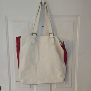 Maurizio Taiuti Elegant White and Red Leather Tote Bag